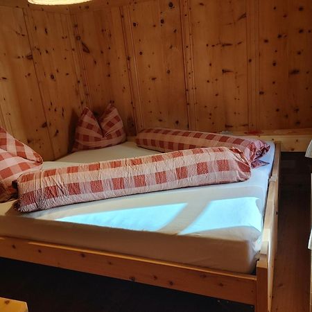 Berghaus Am Sonnenhang Valpaschun Valchava 外观 照片
